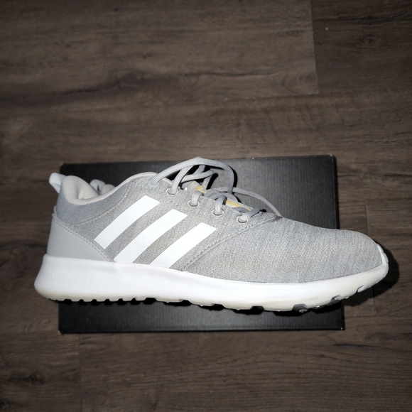 Addidas Women's Cloudfoam QT Racer 2.0 Running Shoes Sneakers Size 9 - Picture 2 of 7